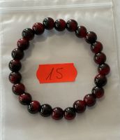 1 Stück Rotes Edelstein Armband mit Kugeln.