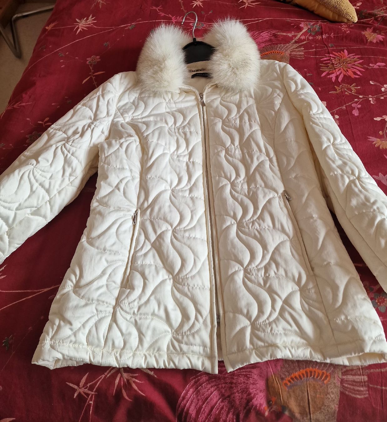 Giacche: Letzte Tage - Elegante Daunenjacke – Usato da Eglisau venduto da mmkristall 2