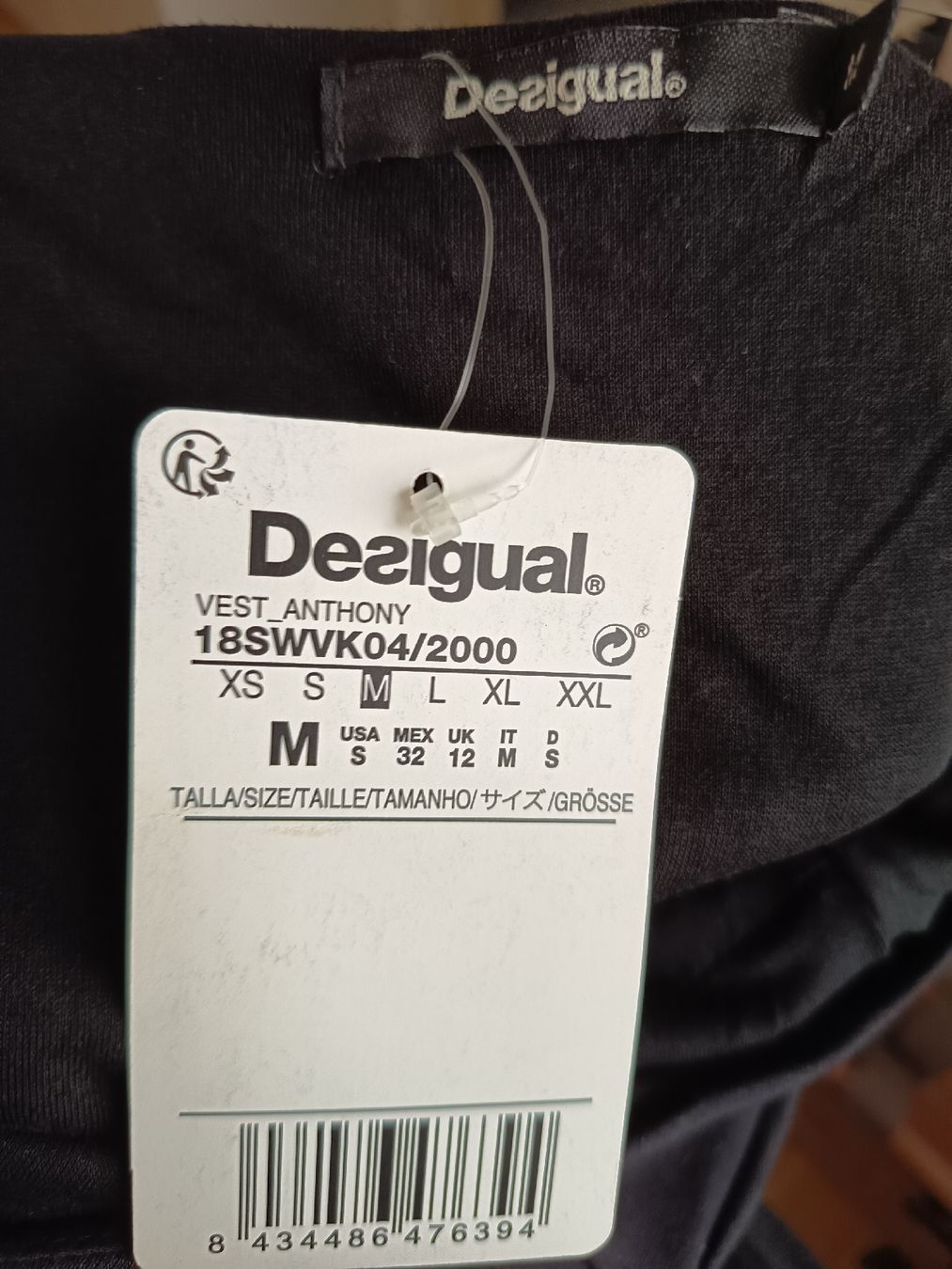 Desigual Kleider: Kleid Desigual NEU, Gr.M – Neu und originalverpackt aus Zug von Annina29 3