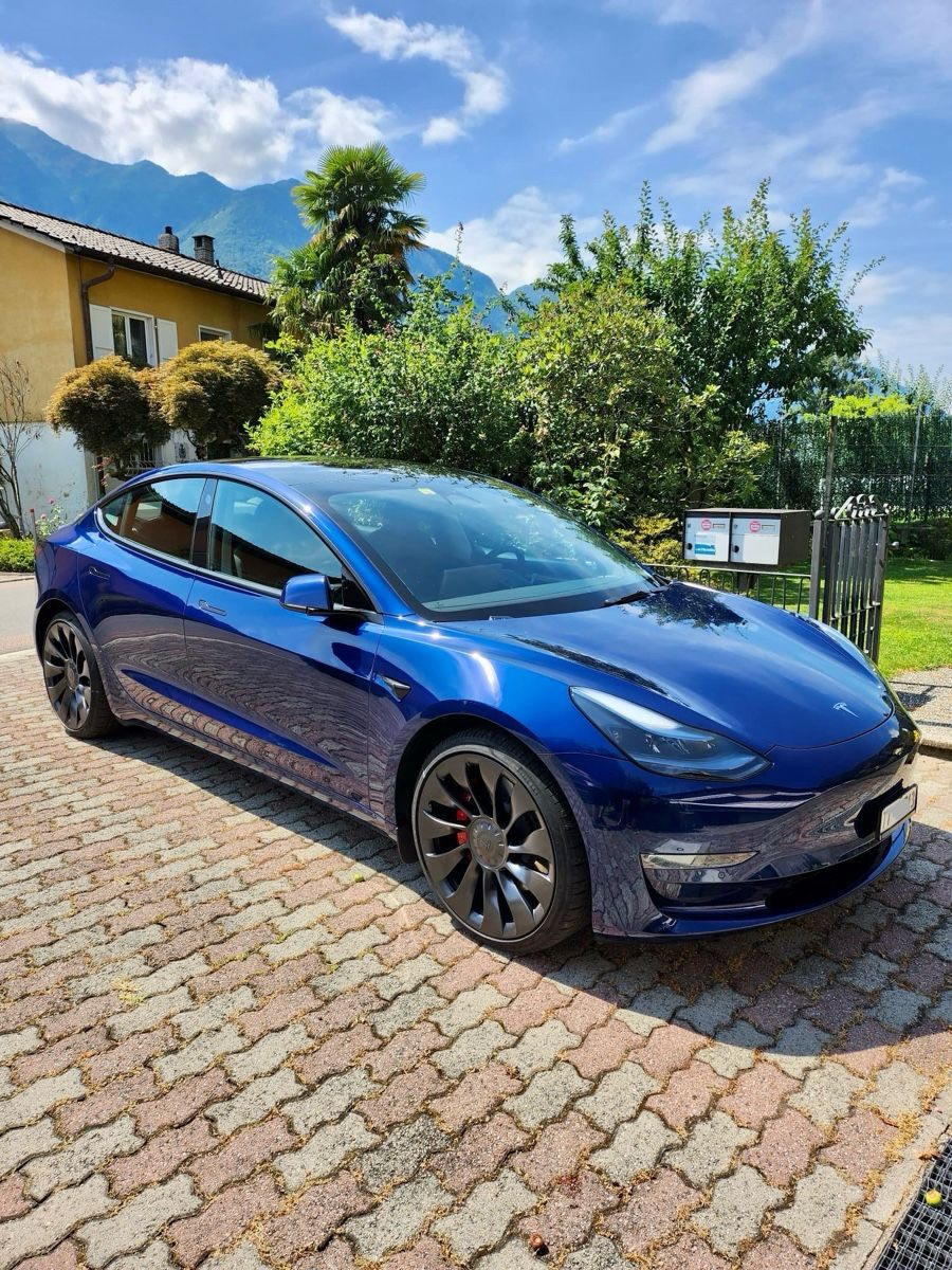 Tesla Automobili: Tesla Model 3 Performance, AWD, Top Condition! – Usato da Castione venduto da JF_Luxury_Store 1