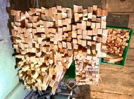 Lärche massiv 0,5 m^3 Kamin Grillen Feuer Brennholz Knistern