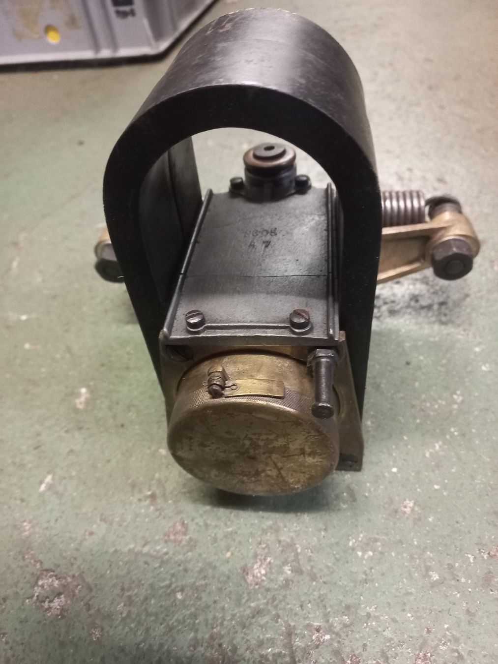Tutti pezzi di ricambio auto: rarer Oldtimer Zündmagnet Magnetzünder Bj. ca. 1895 - 1920 2 – Usato da Dulliken venduto da mopar030 2
