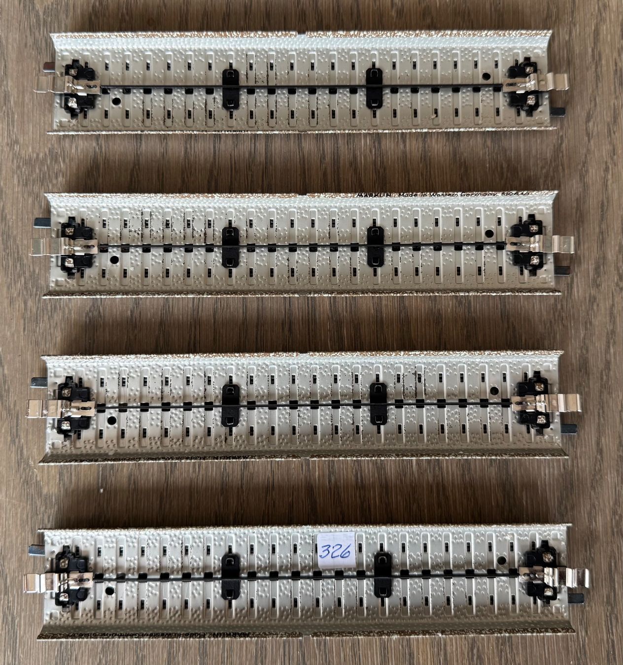 Märklin Modellini di ferrovie: M-Gleise, 5106 gerade, 4 Stück – Usato da St. Moritz venduto da Manu7500 1