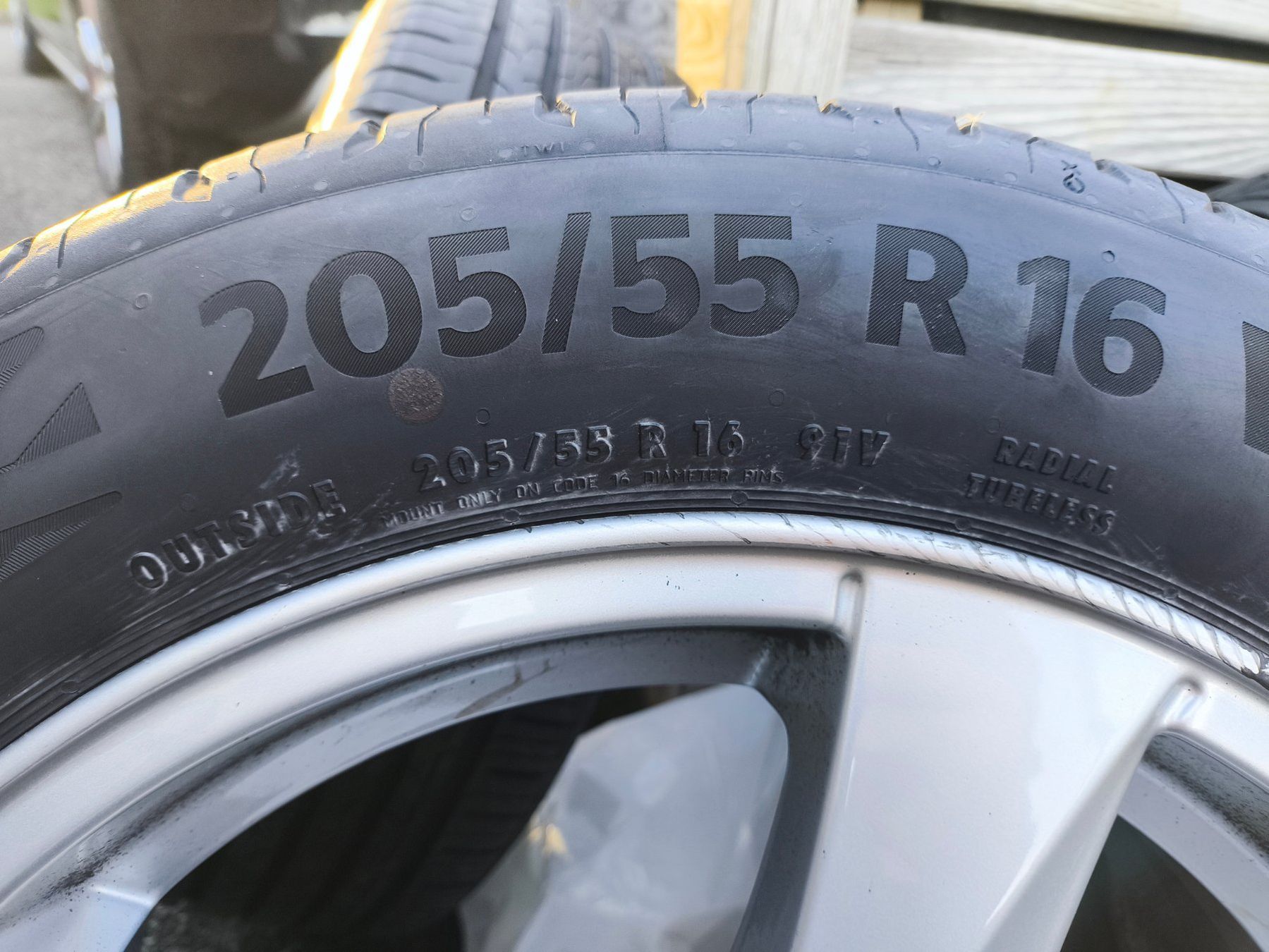 Continental Pneus & Kompletträder: Set Volvo 4x Sommerreifen 205/55 R16 91V – Gebraucht aus Möhlin von mcintel 2