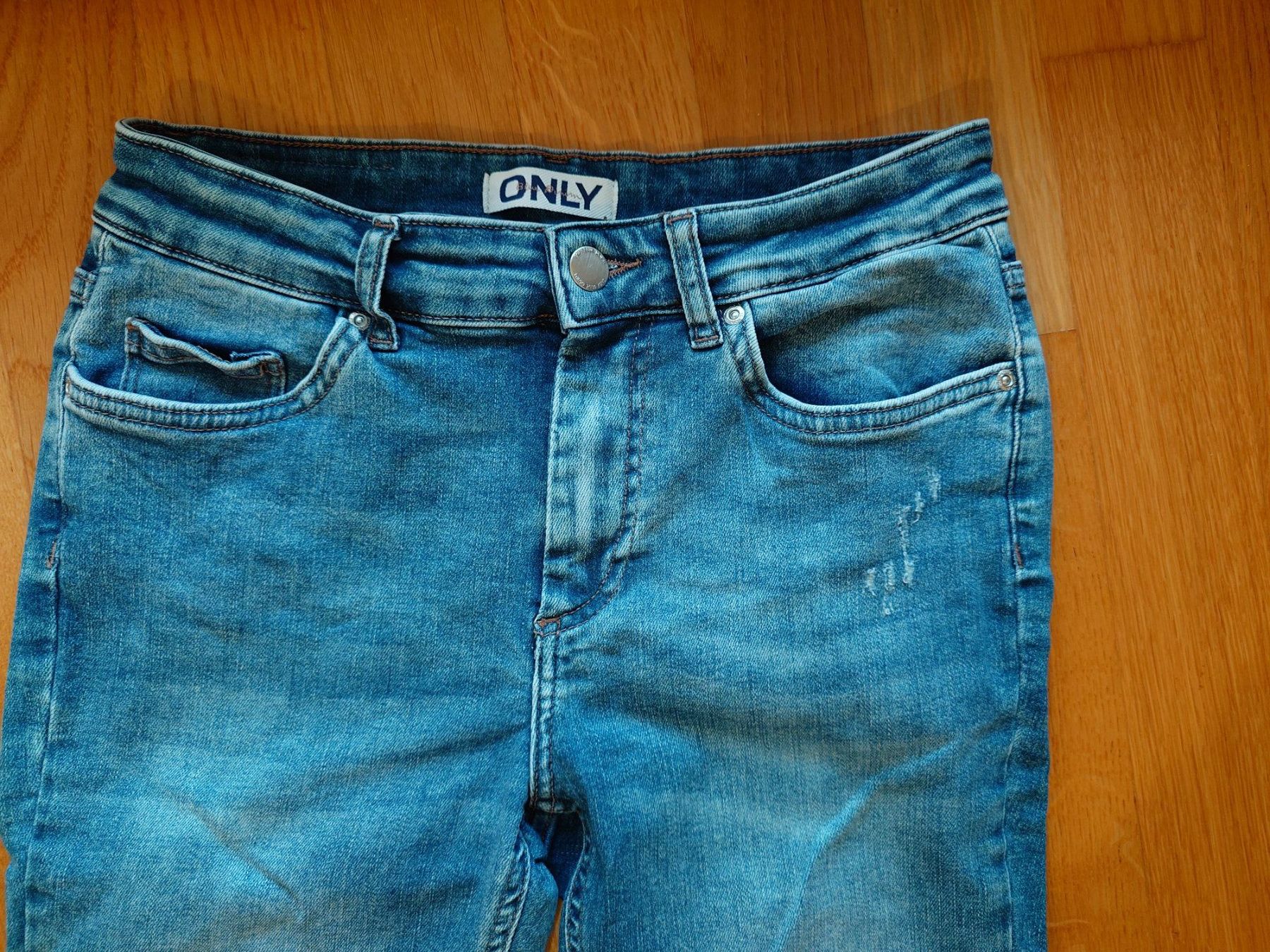 Only Jeans: ONLY Jeans ONLBLUSH  Midwaist | M/32 – Usato da Muri AG venduto da komich4 1