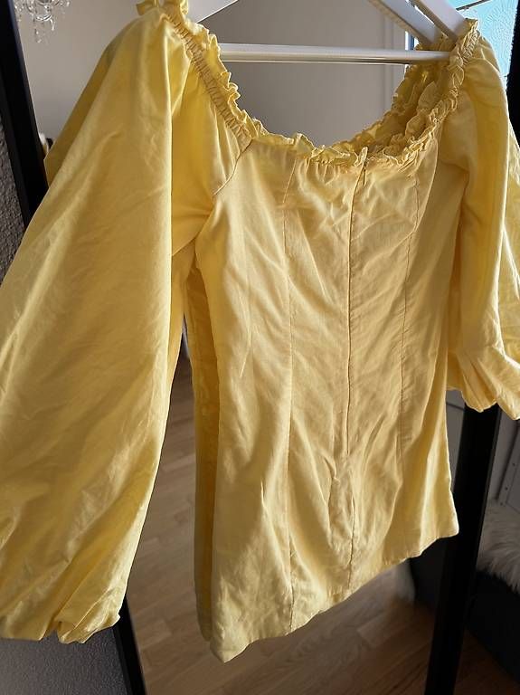 Kleider: Gelbes Leinenkleid – Gebraucht aus Dättwil AG von Laurii88 2