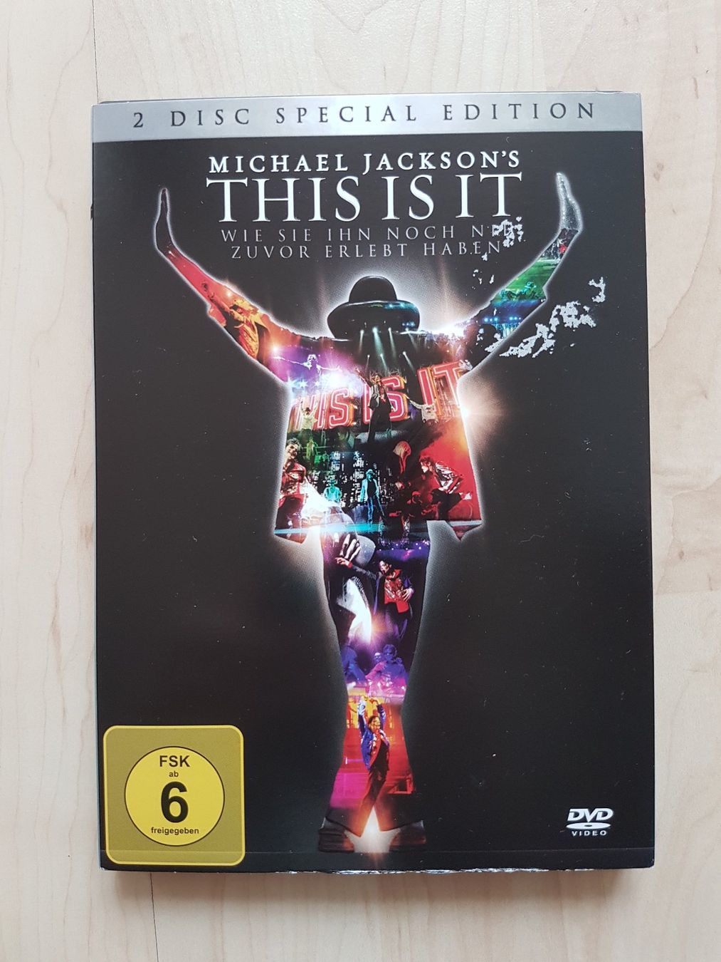 Tous les DVDs: Michael Jackson: This Is It (DVD) 2 Disc Special Edition – D'occasion à Bischofszell par icubus69