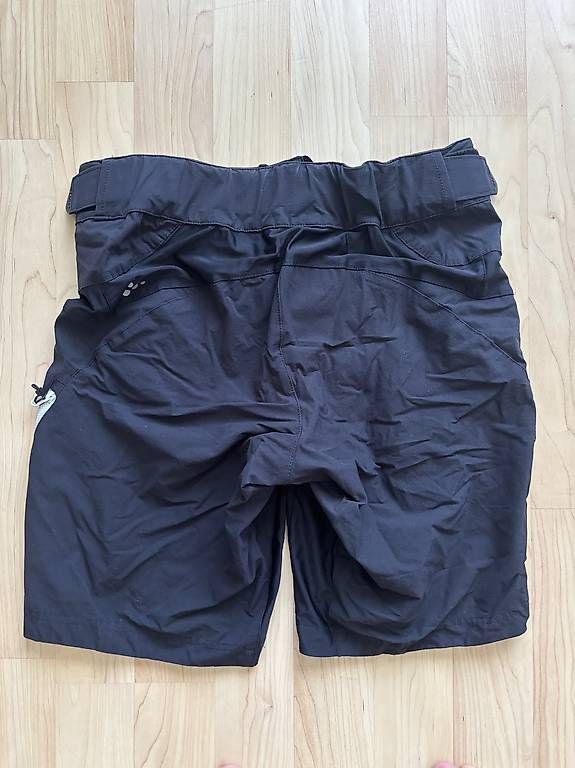 Craft Pantaloni: Damen Bikeshorts Gr. M von Craft – Usato da Rotkreuz venduto da Bonito77 2