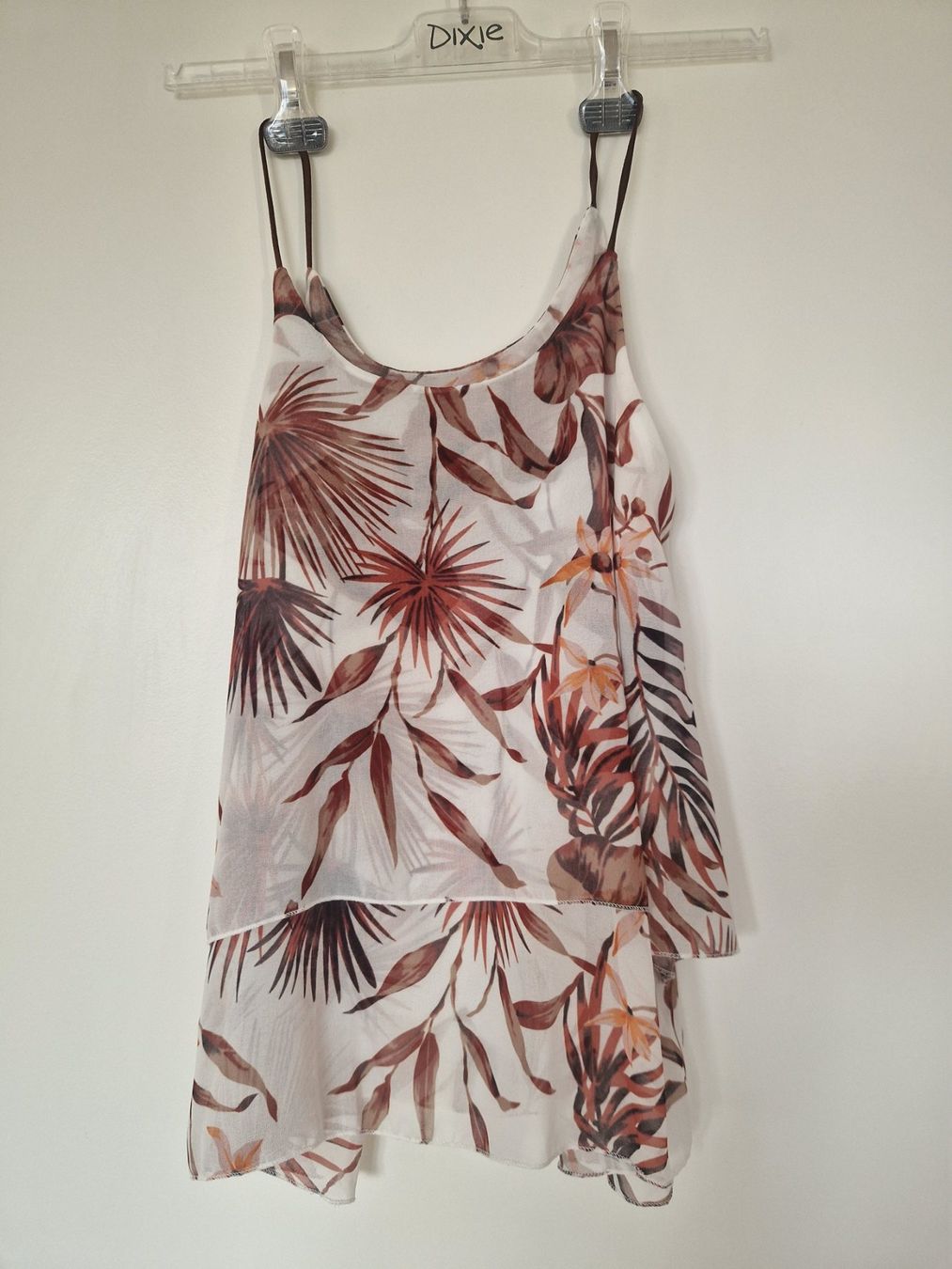 Top: New summer top size M – Nuovo (secondo la descrizione) da Lausanne venduto da Issss