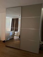 IKEA PAX / MEHAMN Kleiderschrank mit Schiebetüren