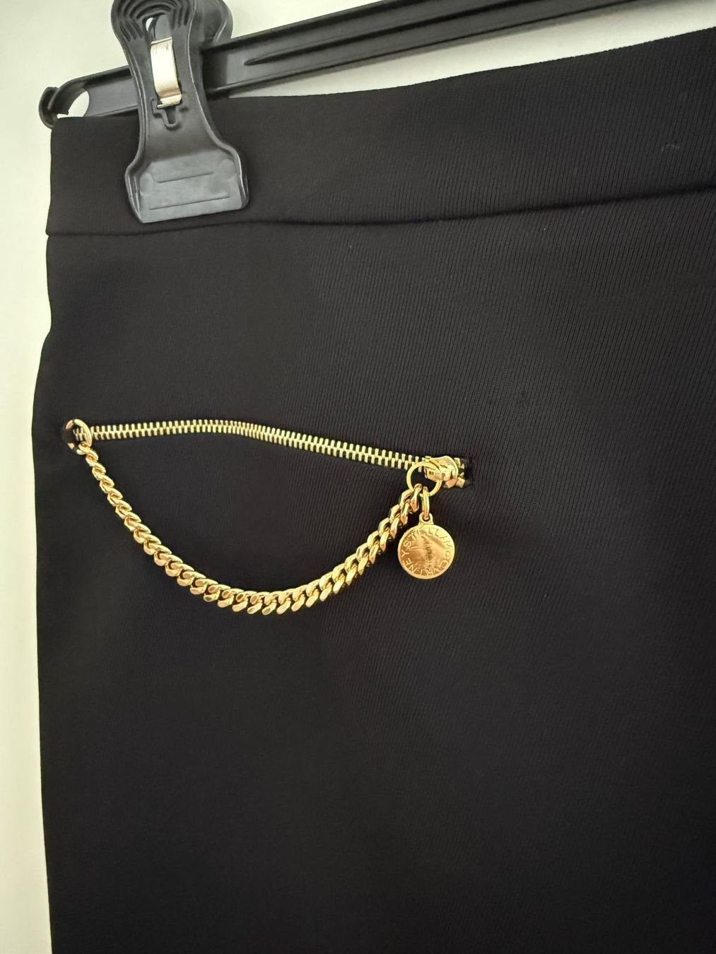 Gonne: Stella McCartney Rock mit Goldkette – Usato da Oberarth venduto da SSS. 8