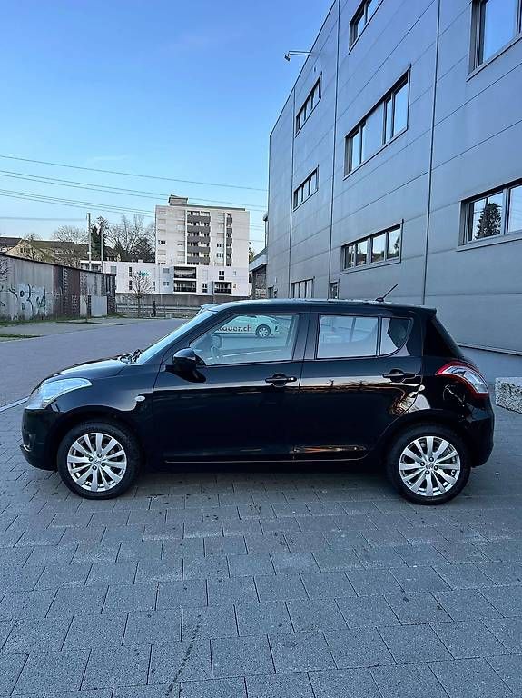 Suzuki Automobili: Suzuki Swift – Usato da Boudry venduto da EmmaBereSam 1