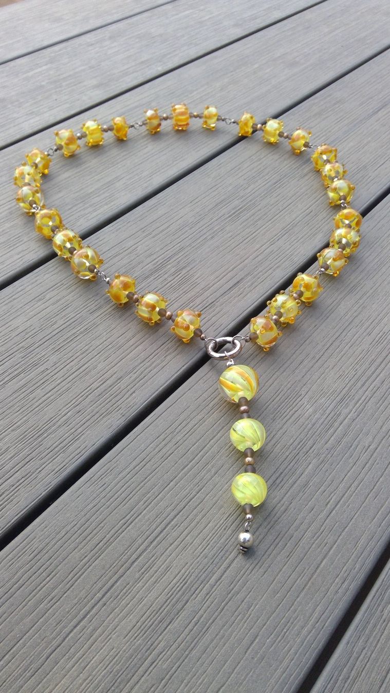 Ketten: Collier avec perles en verre de couleur jaune – Neu (gemäss Beschreibung) aus Agiez von chouchanelle 1