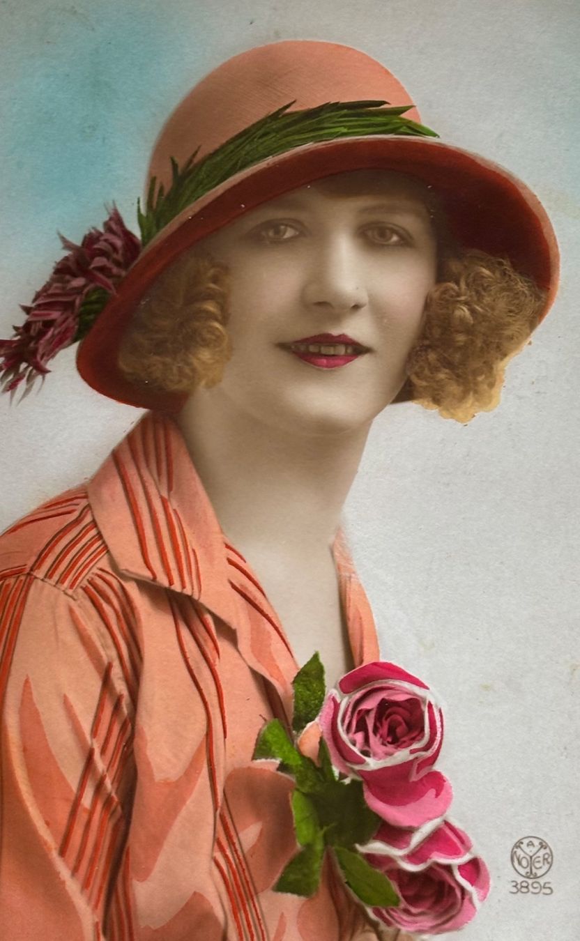 Cartes postales: Frau, Mode, Art Déco – D'occasion à Frauenfeld par Merk52