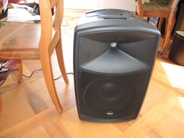 Fame Voyager 12 Aktiver Lautsprecher Mobiles PA System Micro