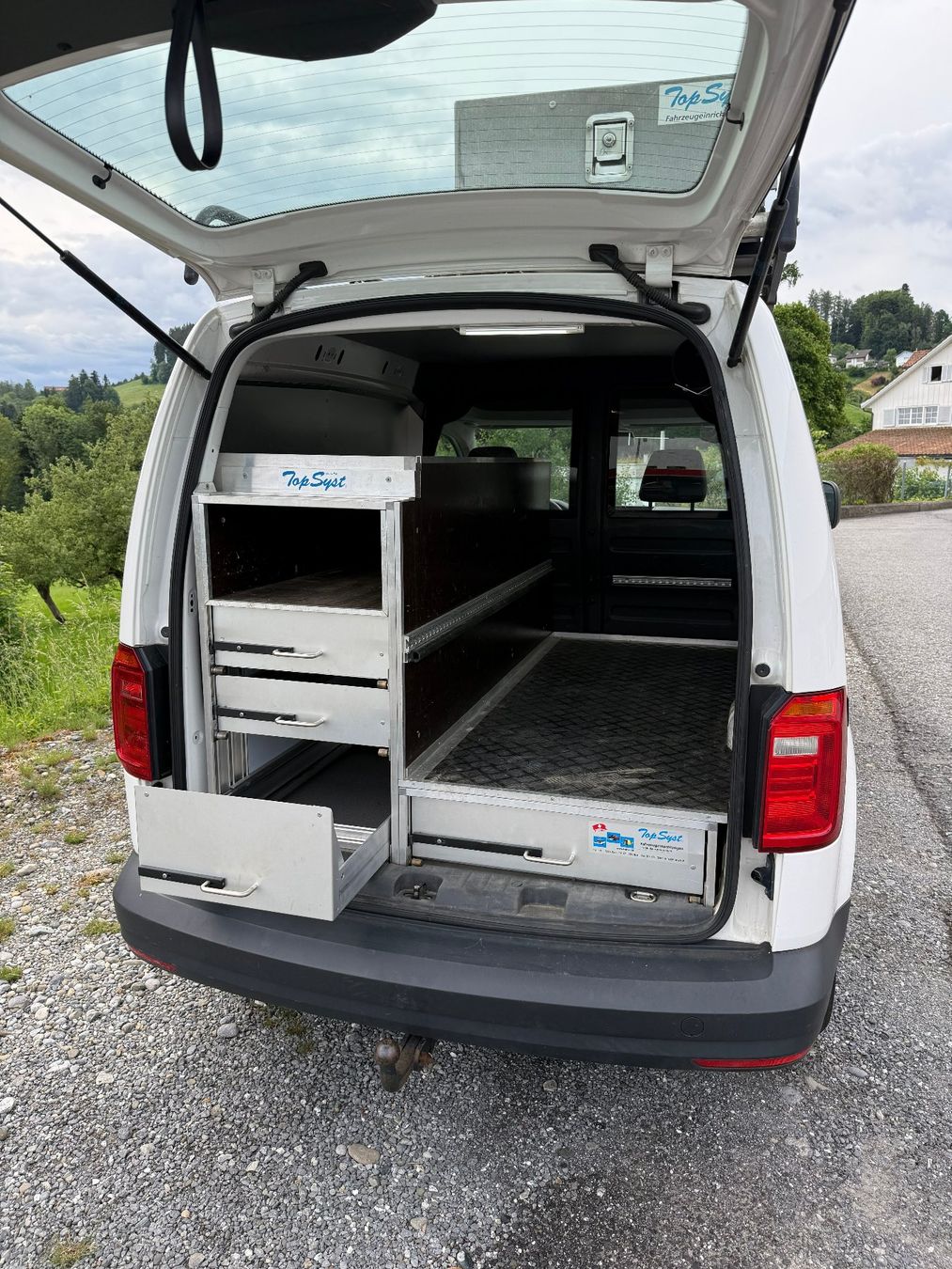 VW Veicoli commerciali: VW Caddy Kombi 2.0 TDI 4 Motion – Usato da Heiden venduto da Olii 4