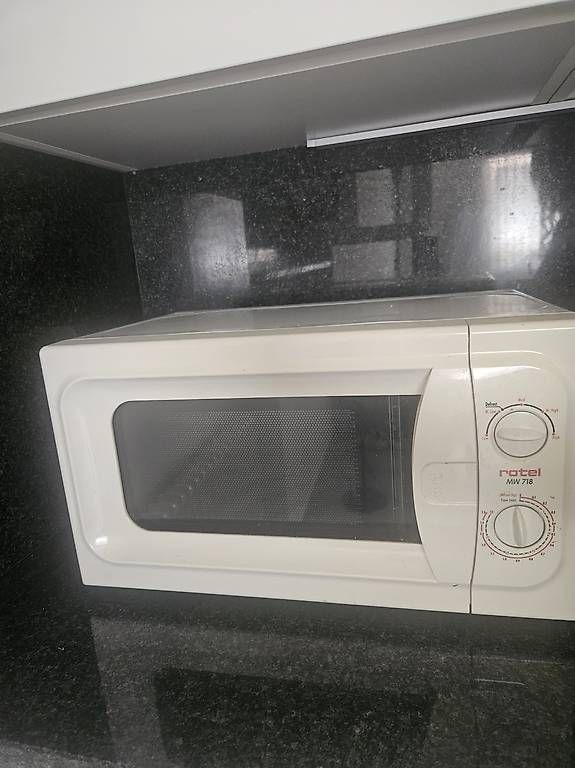 Backöfen: Microonde Rotel – Gebraucht aus Bellinzona von cat_fnx5 1
