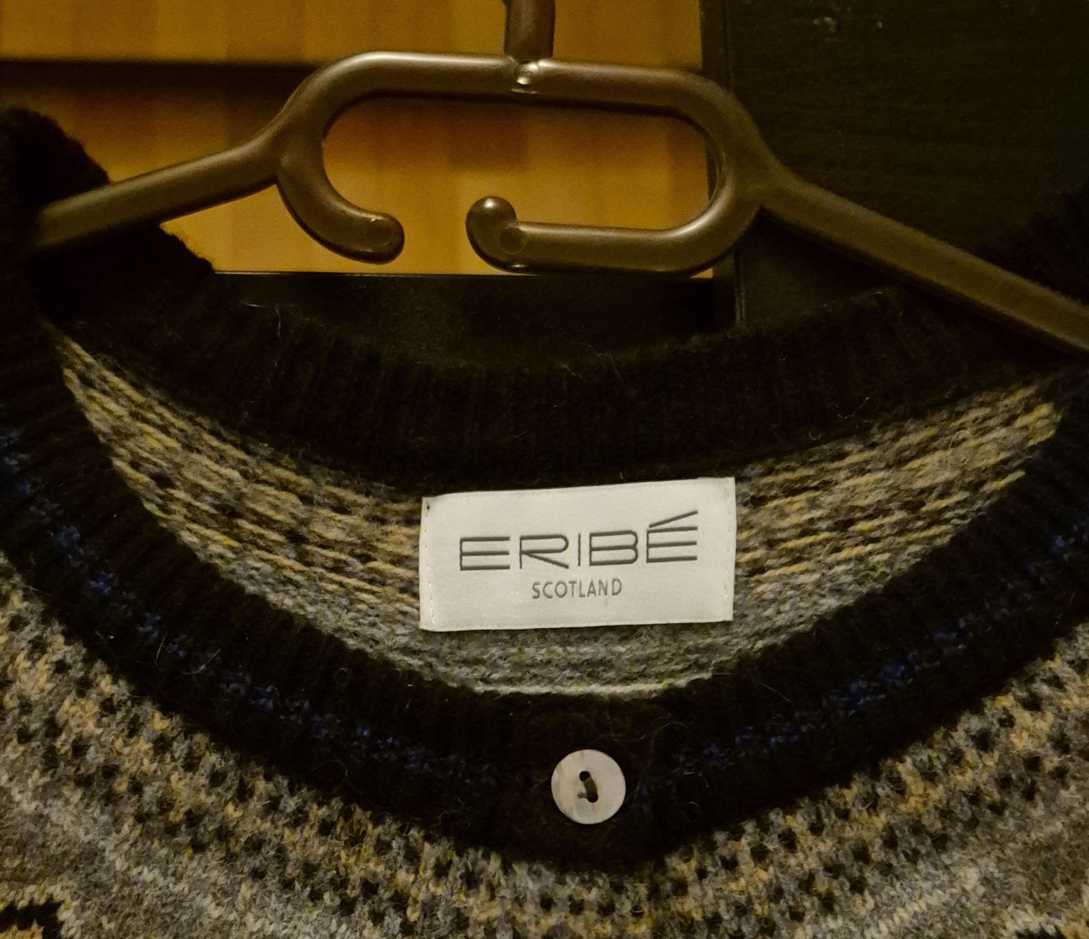 Giacche: Eribe Schottland Strickjacke, Grösse XL – Usato da Schlatt ZH venduto da Rasen7