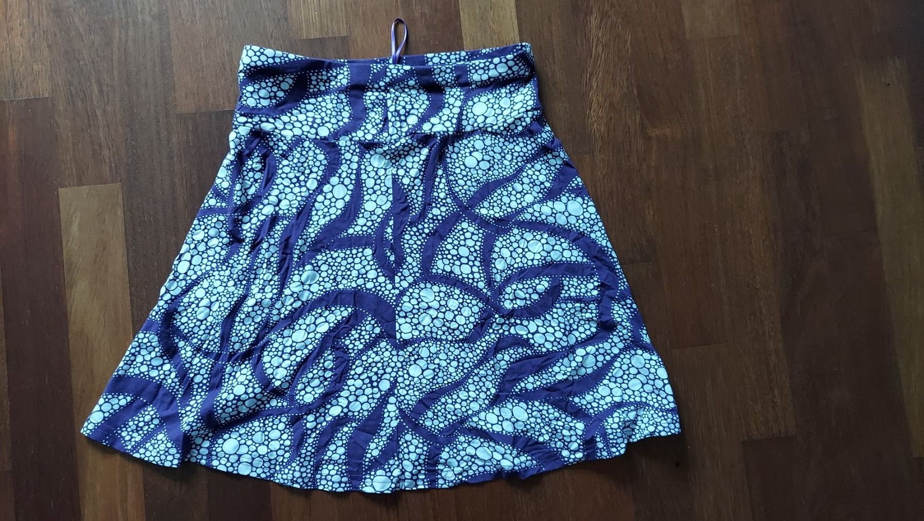 H&M Gonne: Jupe von H & M - neu – Usato da Küssnacht am Rigi venduto da Mukare