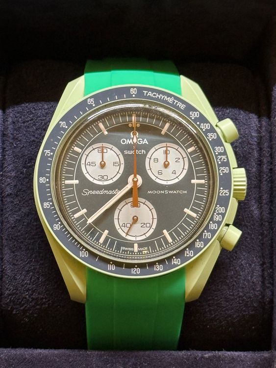 Swatch Orologi: Omega x Swatch Moonswatch Mission on Earth mit Armband! – Usato da Kloten venduto da Nalhza