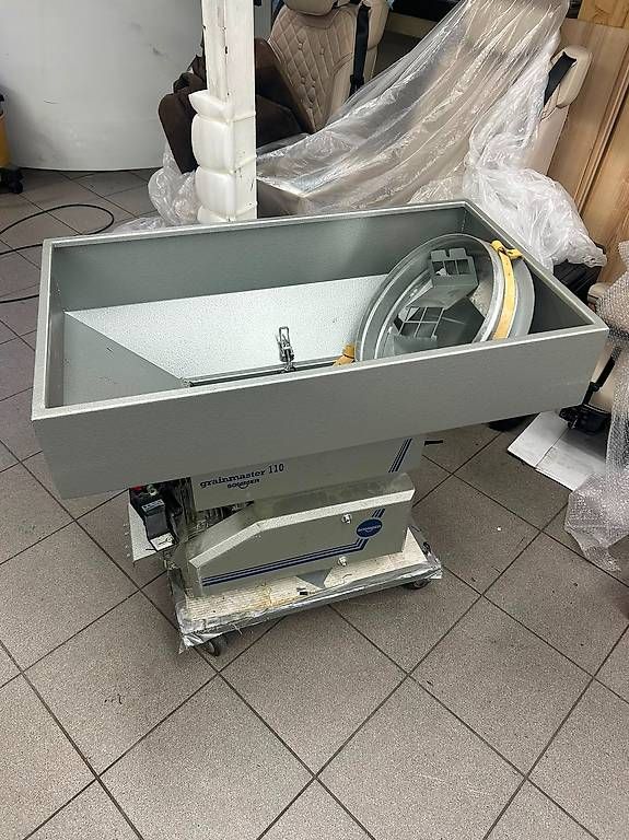 Alle Maschinen: Frantumatore di cereali Grainmaster 110 – Gebraucht aus Lugano von Sganason