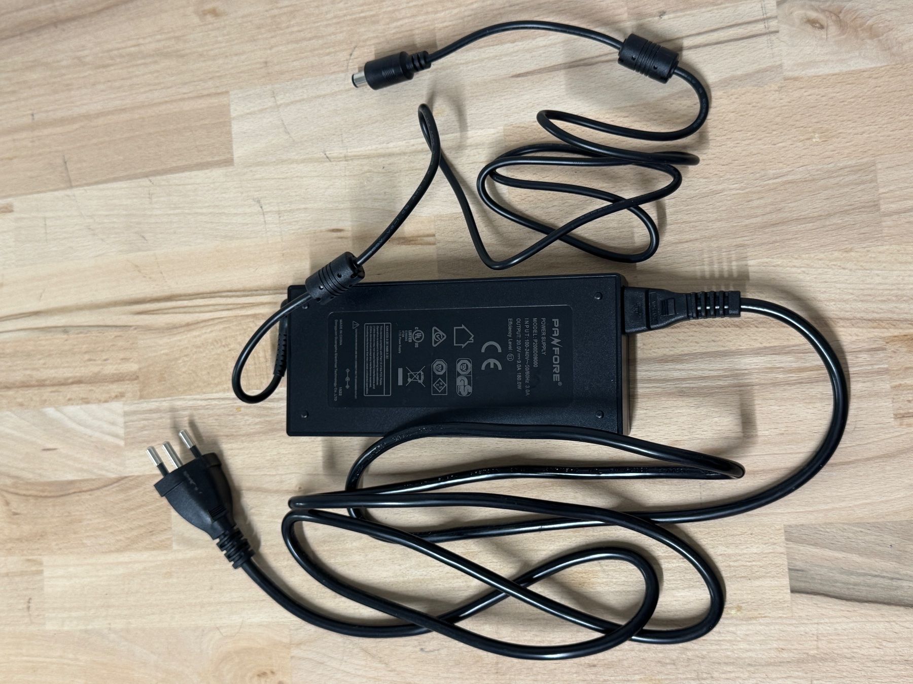 I-tec Dockingstation: I-tec Dockingstation – Neu (gemäss Beschreibung) aus Silenen von Xelius6 4