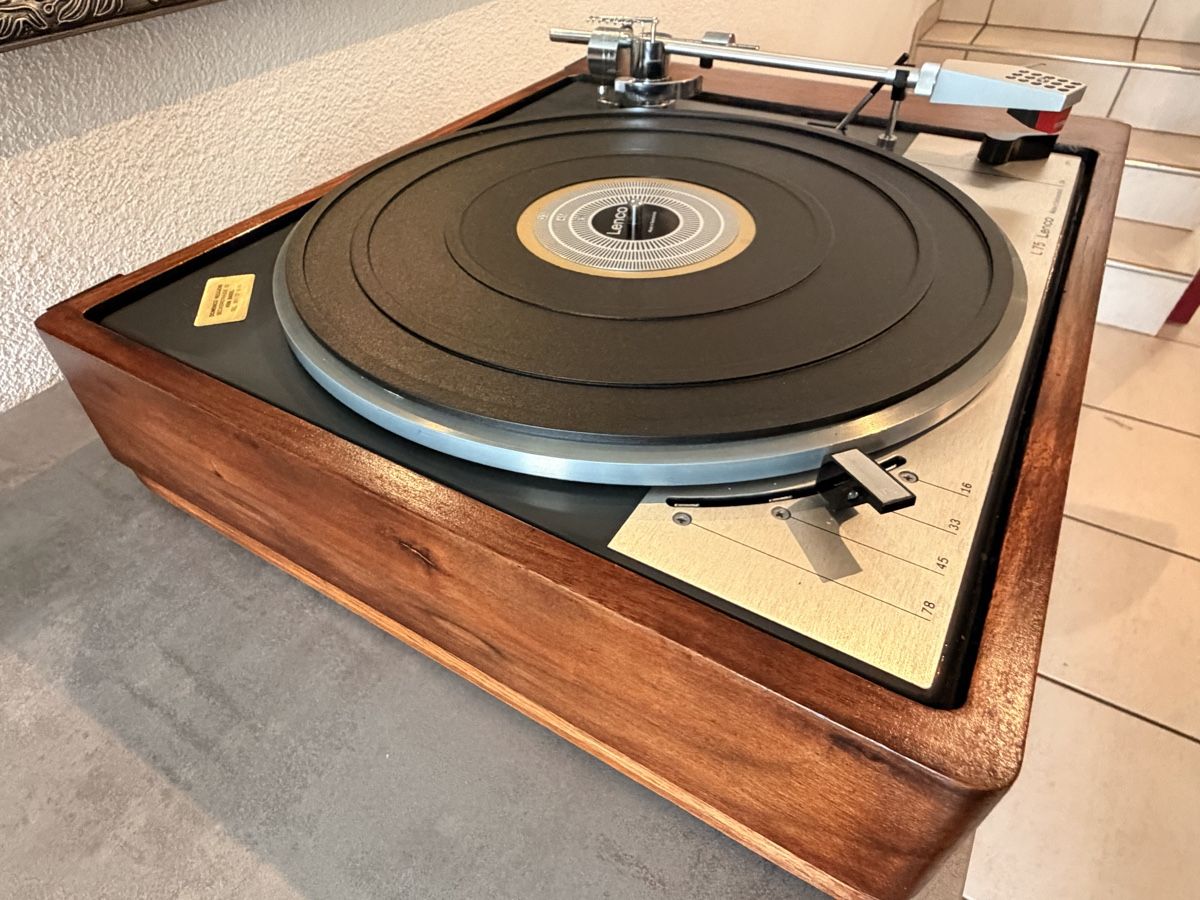 Lenco Tourne-disques: Lenco L75 in Top-Zustand. – D'occasion à Wil ZH par rad_52ny 6