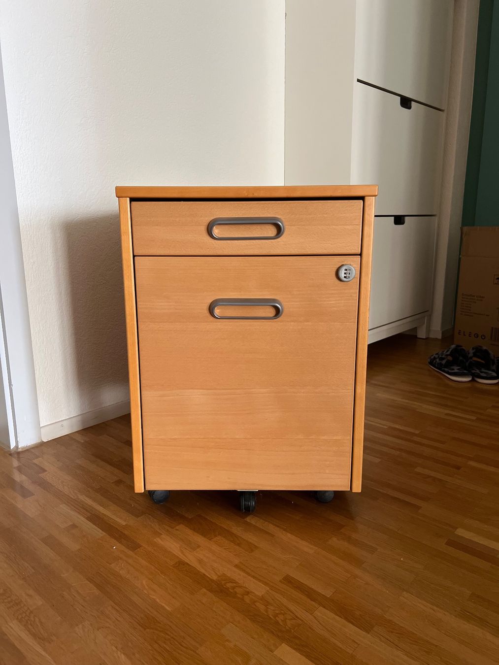 Banconi: Büro Korpus auf Rollen - mit Schubladen – Usato da Winterthur venduto da Ela_amooandi 4