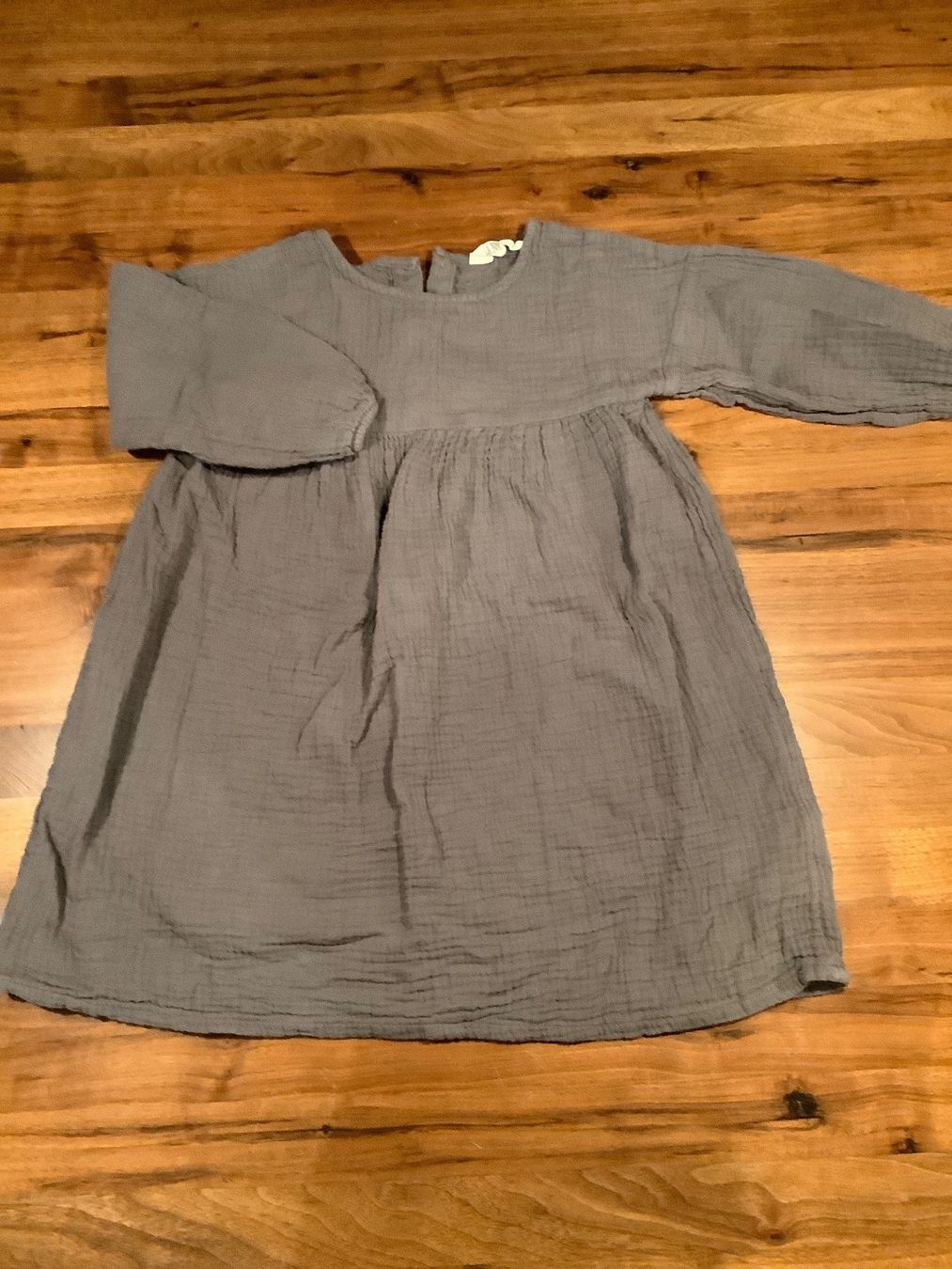 Lotti & Set di vestiti: Kleiderset Mädchen Grösse 104 – Usato da Ursenbach venduto da dia24 1