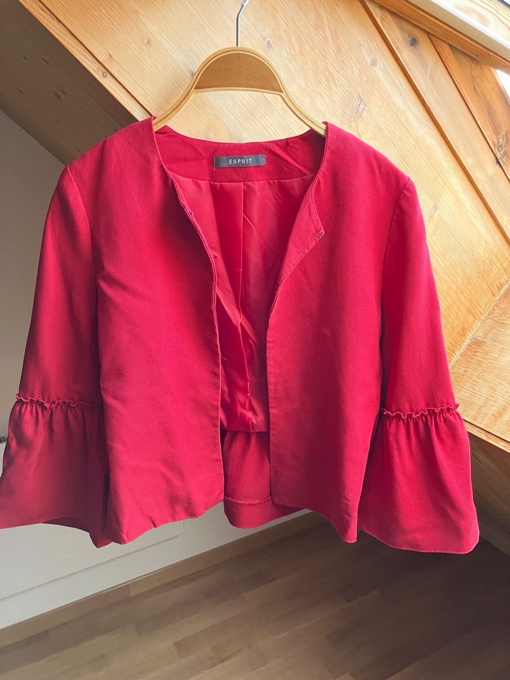Esprit Bolero: roter Bolero Gr. 32 – Usato da St. Gallen venduto da andreav.