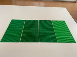 LEGO - 4 - GRÜNE - PLATTEN - 16 X 32 - NOPPEN