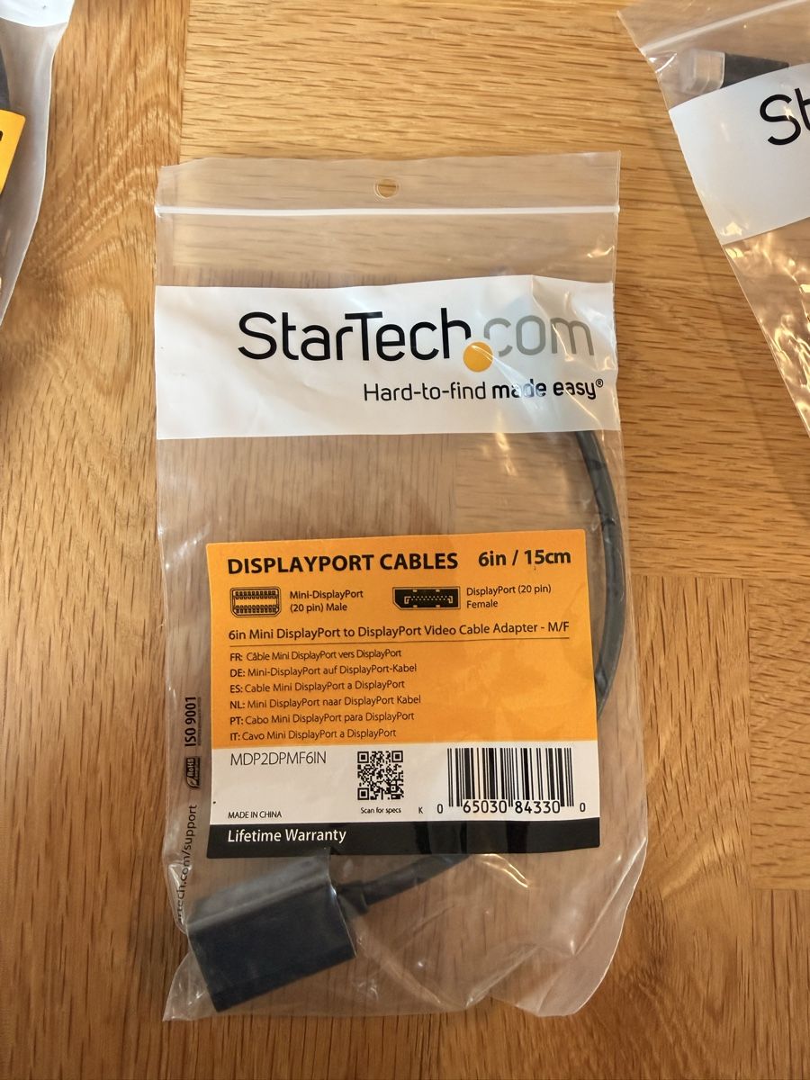Laufwerke & Adapter: StarTech Mini DisplayPort Adapter, Neu, Originalverpackt – Neu und originalverpackt aus Rüschlikon von hakanyum 1