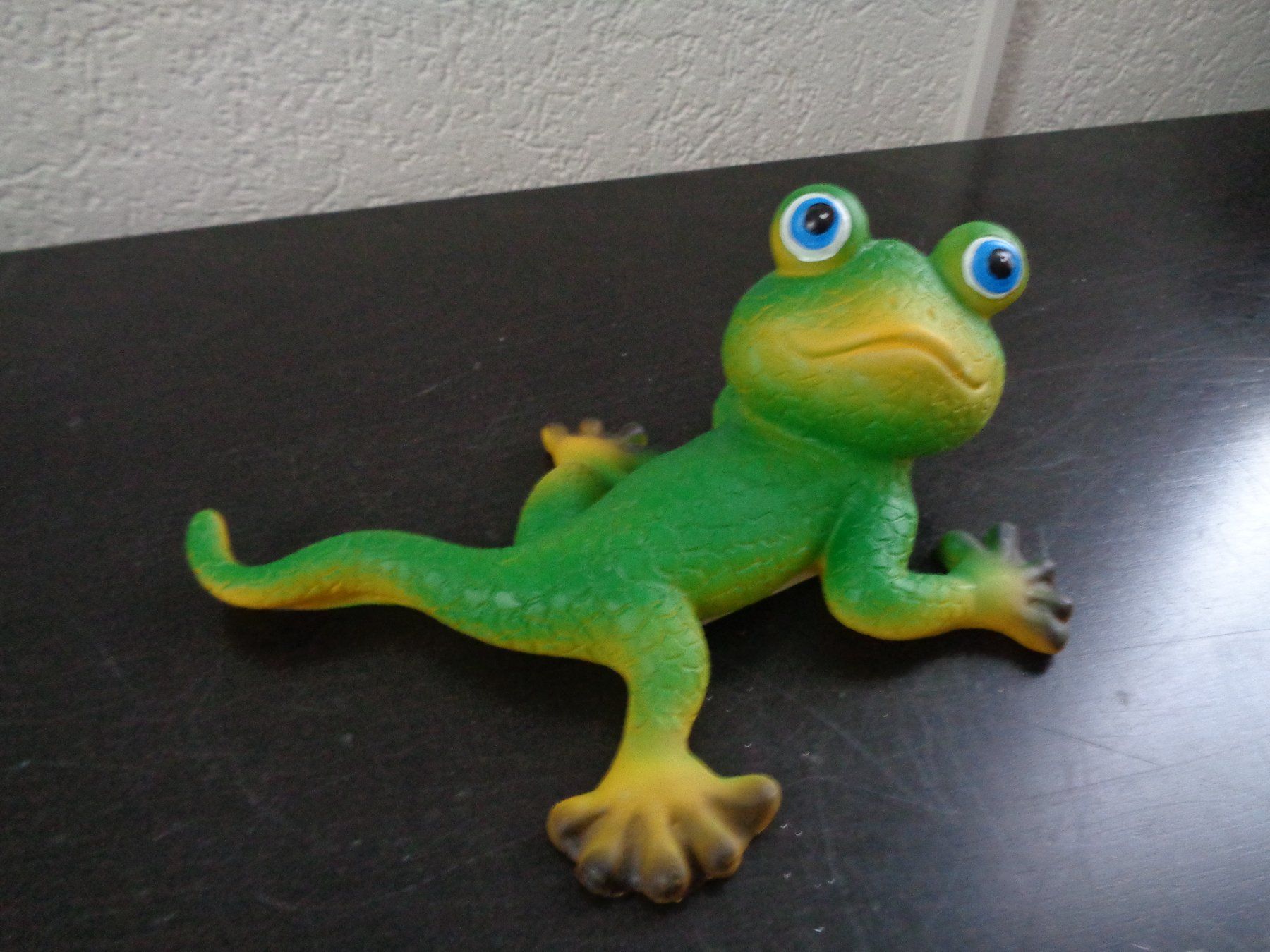 Figuren: Gecko in grün (19 cm) – Gebraucht aus Langenbruck von Gumsi 1