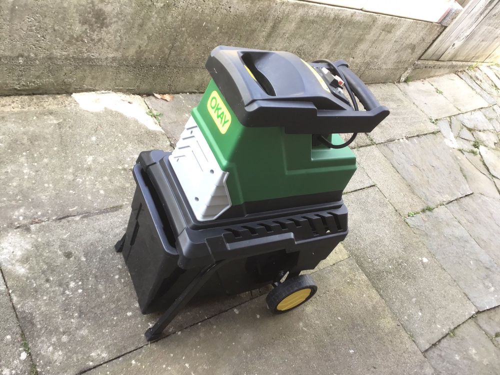 Häcksler Garten Walzenhäcksler Garantie bis 2026 Kaufen auf Ricardo