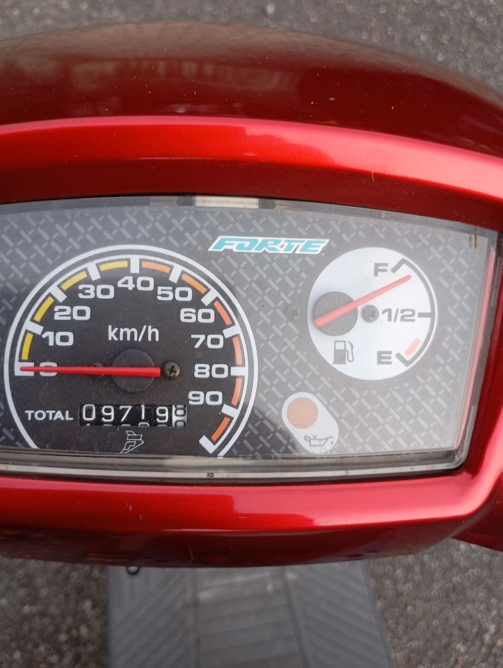 MBK Scooters: vendo scooter MBK forte 50 – D'occasion à Arbedo par Chablis31 1
