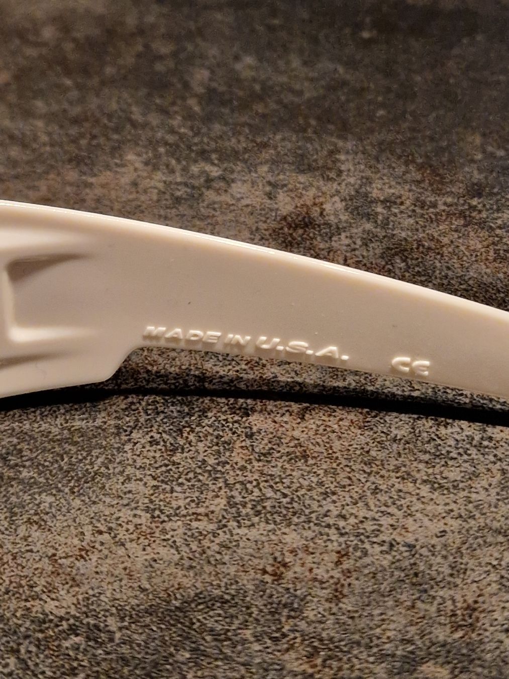 Occhiali & Lenti: Oakley Gascan weiss Sonnenbrille – Usato da Bargen BE venduto da flo_8cv6 5