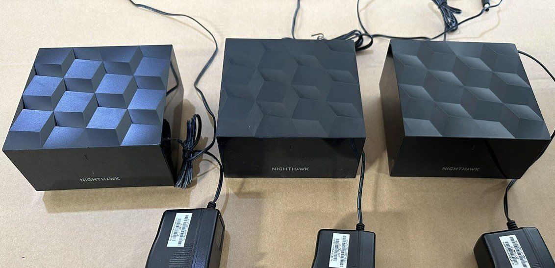Netgear WiFi: Netgear MK63 - Mesh - Nighthawk – Usato da Flanthey venduto da mic_pf86 1