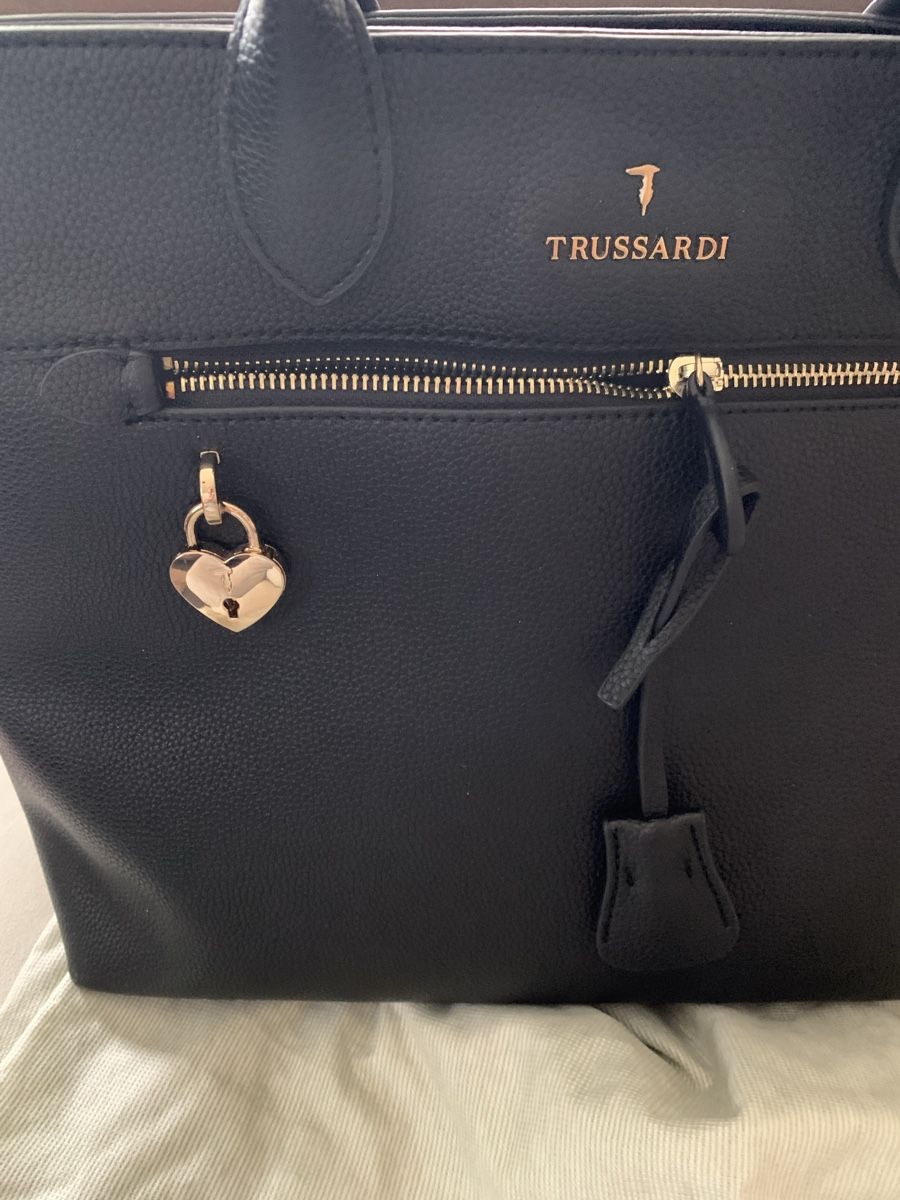 Trussardi Taschen für Damen: Trusardi Tasche  – Gebraucht aus Bergdietikon von zor_856j 1