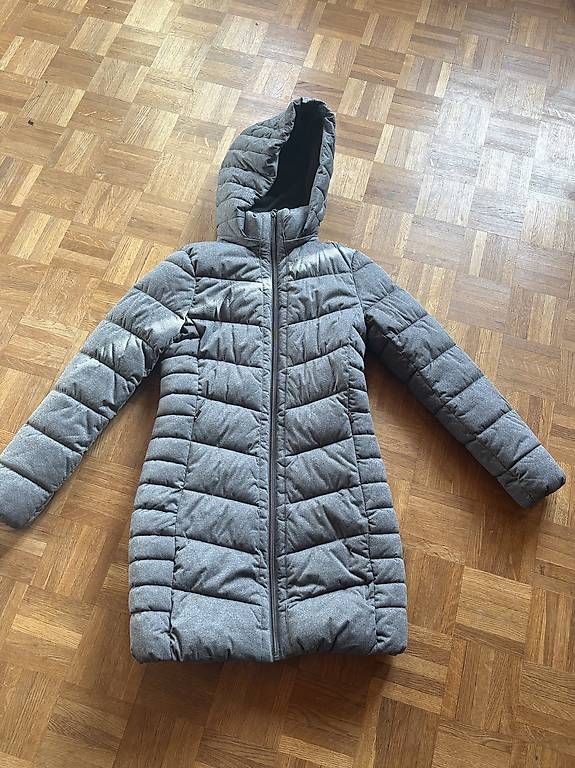 Cappotti: Esprit Damen Wintermantel Grösse XS – Usato da Uttigen venduto da extreme08