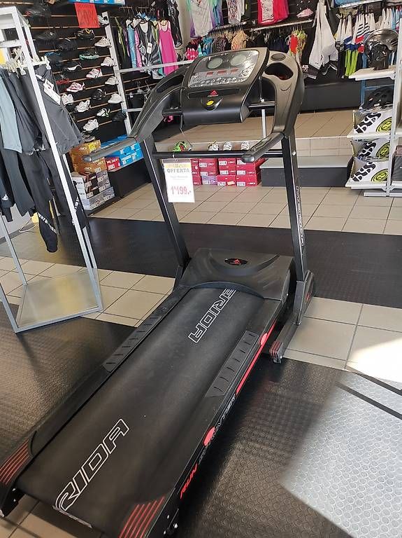 Hometrainer: NUOVO Tapis Roulan Merida Run Sprinter – Neu (gemäss Beschreibung) aus Bellinzona von MISTER.BIKE 1