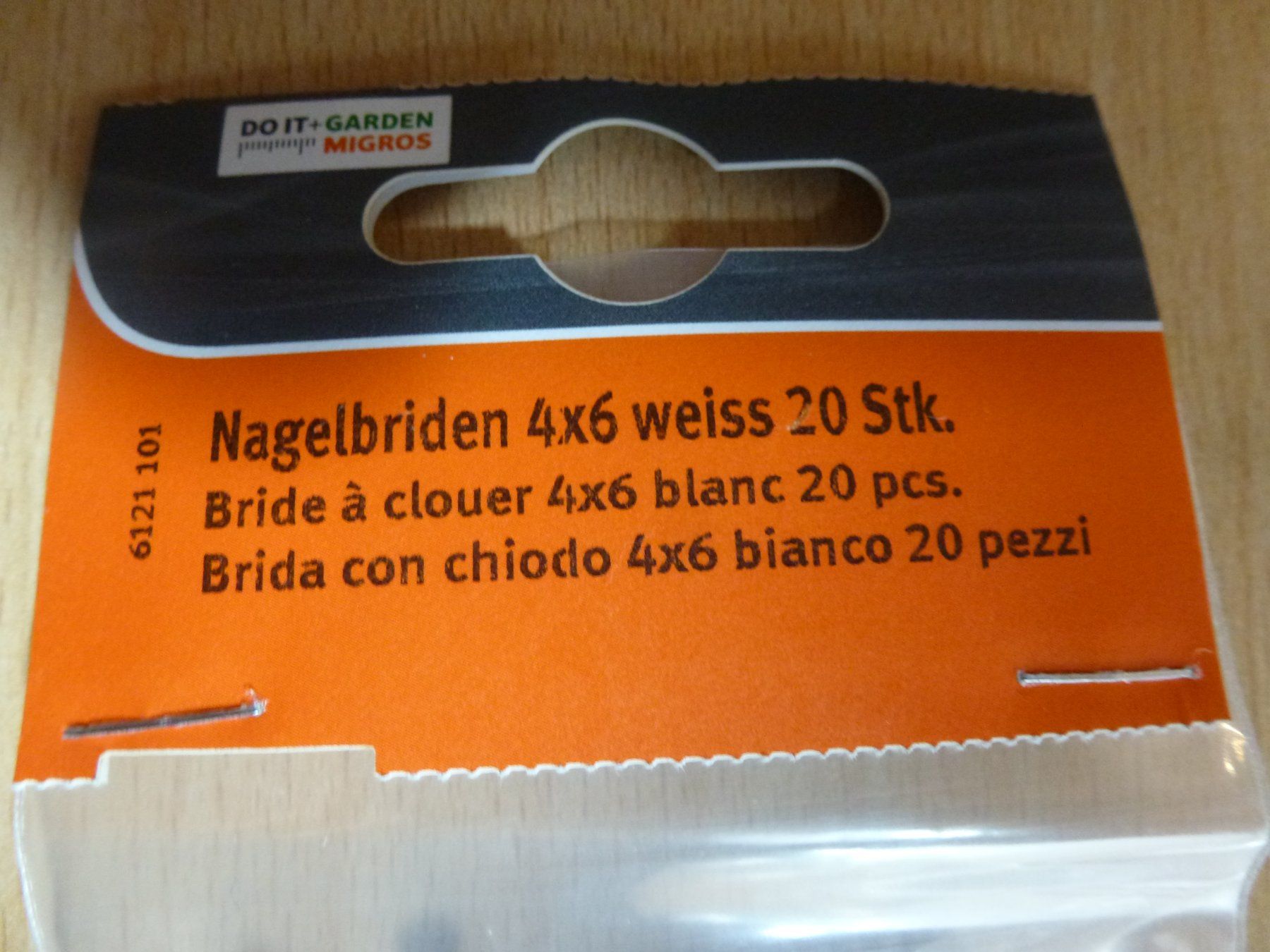 Cavi: 200 St. Nagelbrieden 4x6mm weiss – Nuovo e nell'imballaggio originale da Hombrechtikon venduto da Maloev17 2