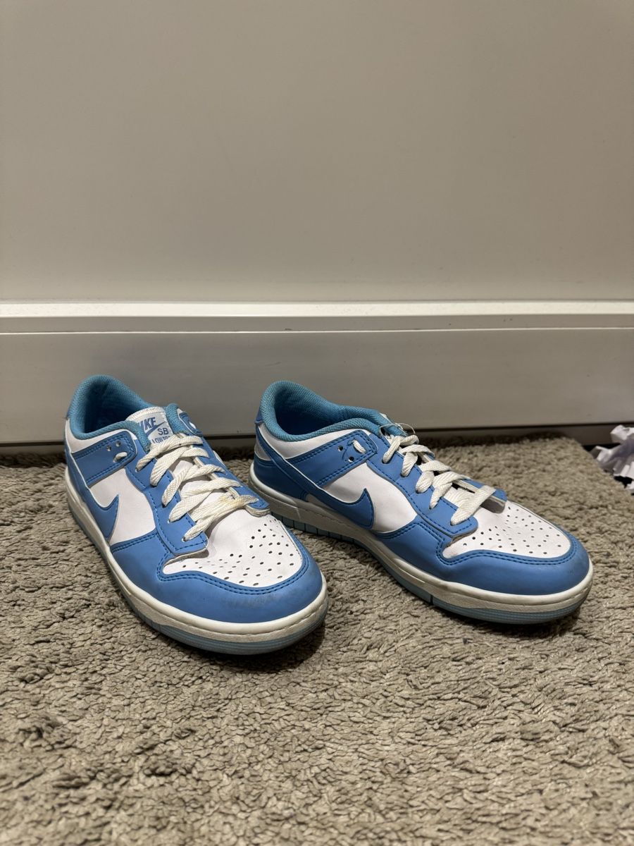 Nike Herrenschuhe: Nike Schuh – Gebraucht aus Volketswil von Jan.17 1