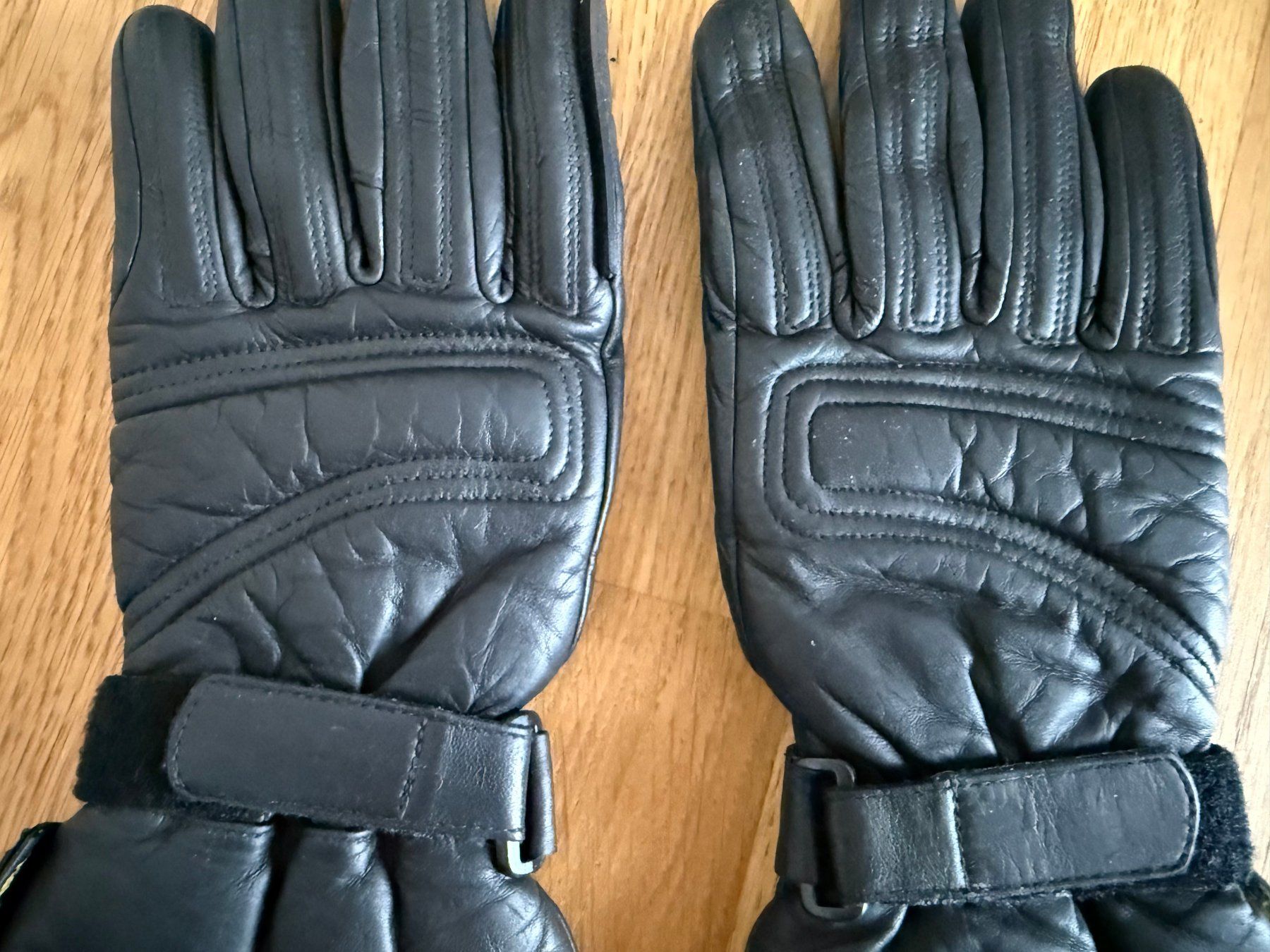 Harley-Davidson Guanti & manicotti: Harley-Davidson Damen-Handschuhe – Usato da Frauenkappelen venduto da HDPerle 2