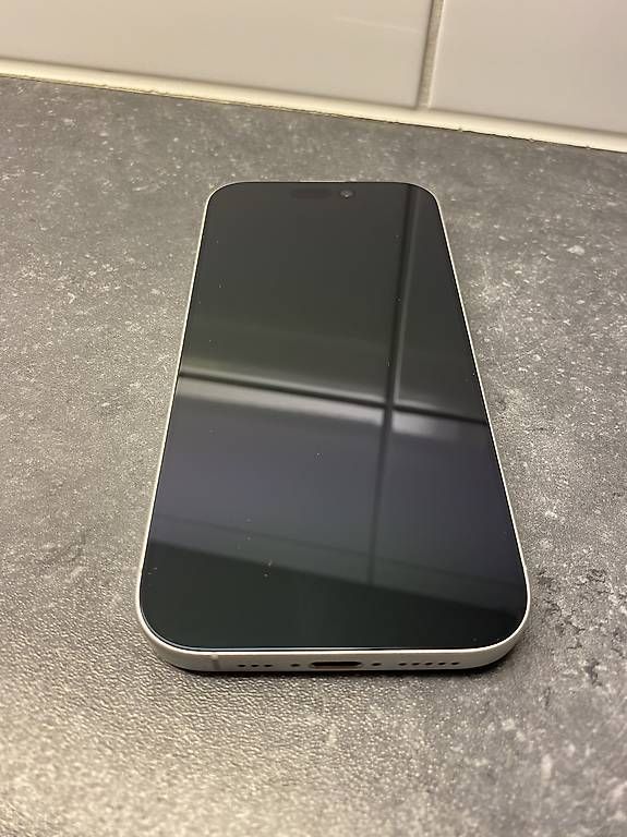 Apple Telefoni cellulari / Smartphones: iPhone 17 256 GB Weiss – Usato da Ostermundigen venduto da alelxl 2