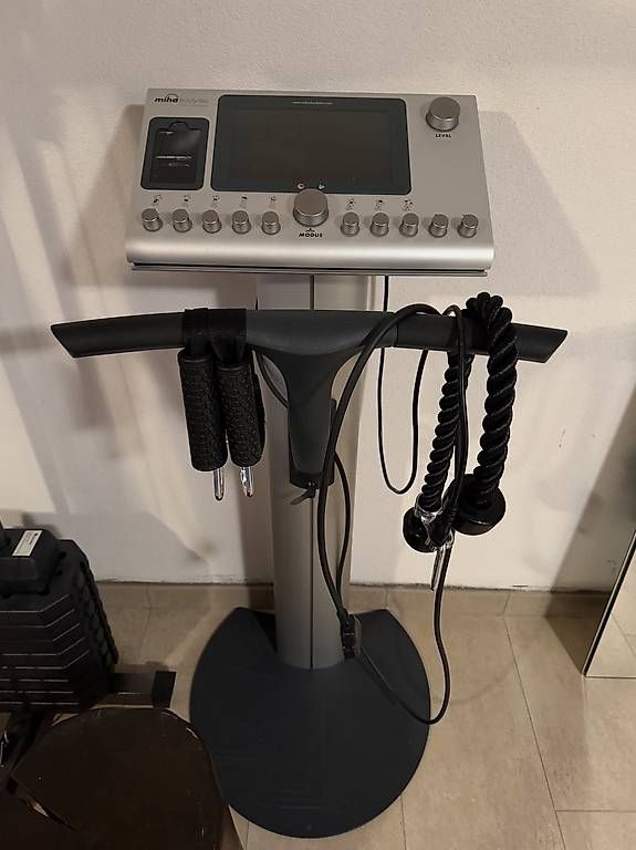 Hometrainer: Miha Body tec 2 con accessori completa  – Usato da Cugnasco venduto da Sempy80