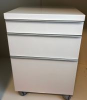 Weisser Rollcontainer Ikea Besta Burs, 3 Schubladen.