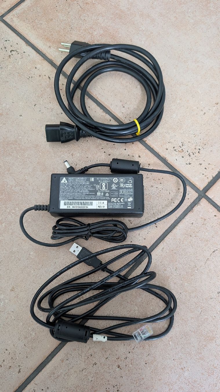 Apc Accus & piles: APC Back-UPS Pro 550 USV – D'occasion à Riehen par Barbecuesenf 2