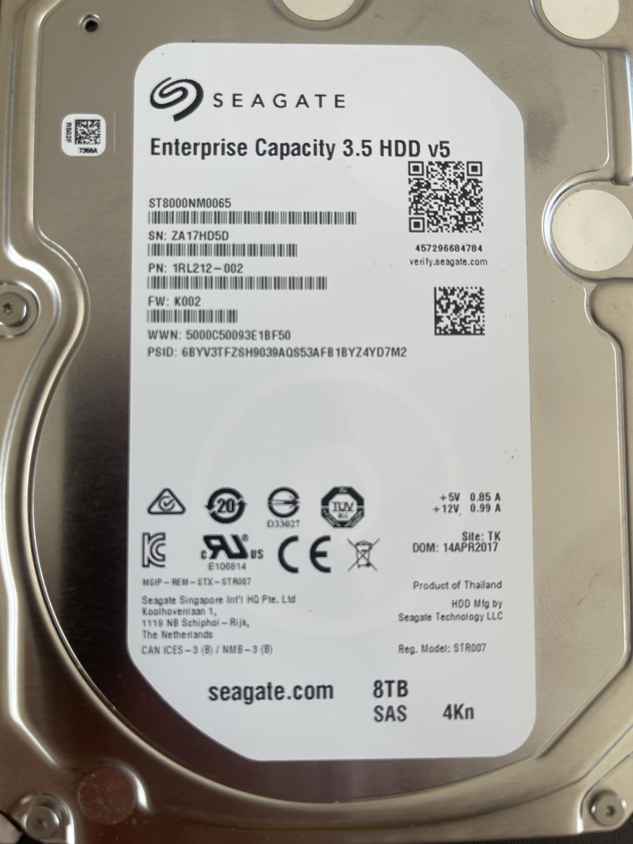 Seagate Harddisks: Seagate Enterprise Capacity 3.5 HDD v5 8TB SAS – Gebraucht aus Wängi von Bmo