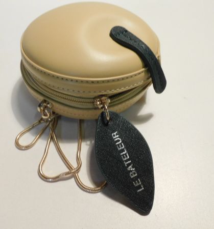 Tasche kleine Umhängetasche   wurde nie getragen