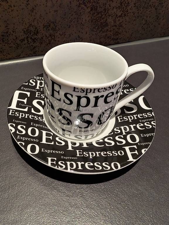 Tazze: Espresso-Tassen mit Untertasse – Usato da Seewen SO venduto da vog_czt9 3